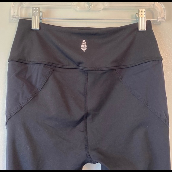 Free people movement born to run black zipper ankle athletic leggings Small - Picture 9 of 13